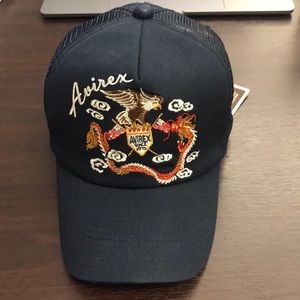 New navy trucker hat with embroidery